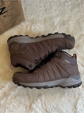Obōz Hiking shoes waterproof size 8.5 W